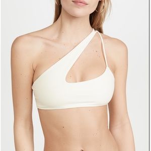 Mikoh Queensland top